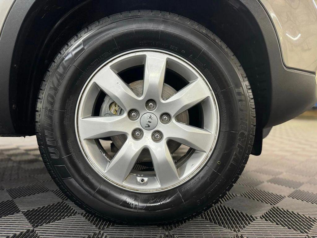 used 2013 Kia Sorento car, priced at $6,900