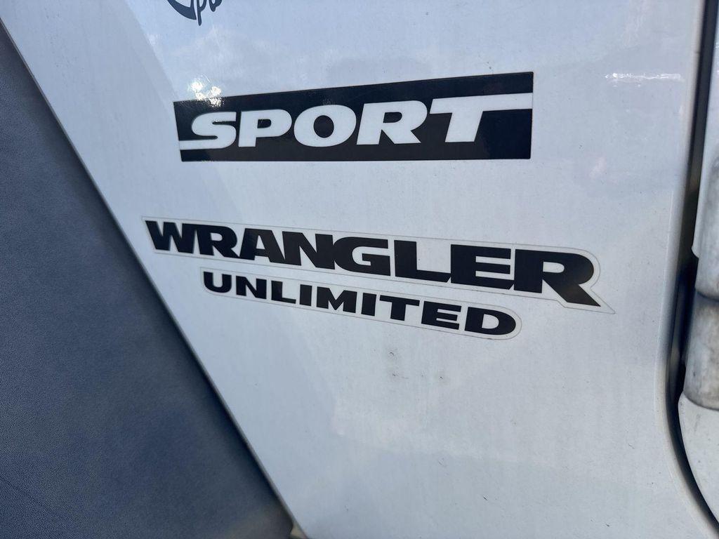used 2010 Jeep Wrangler Unlimited car, priced at $14,900