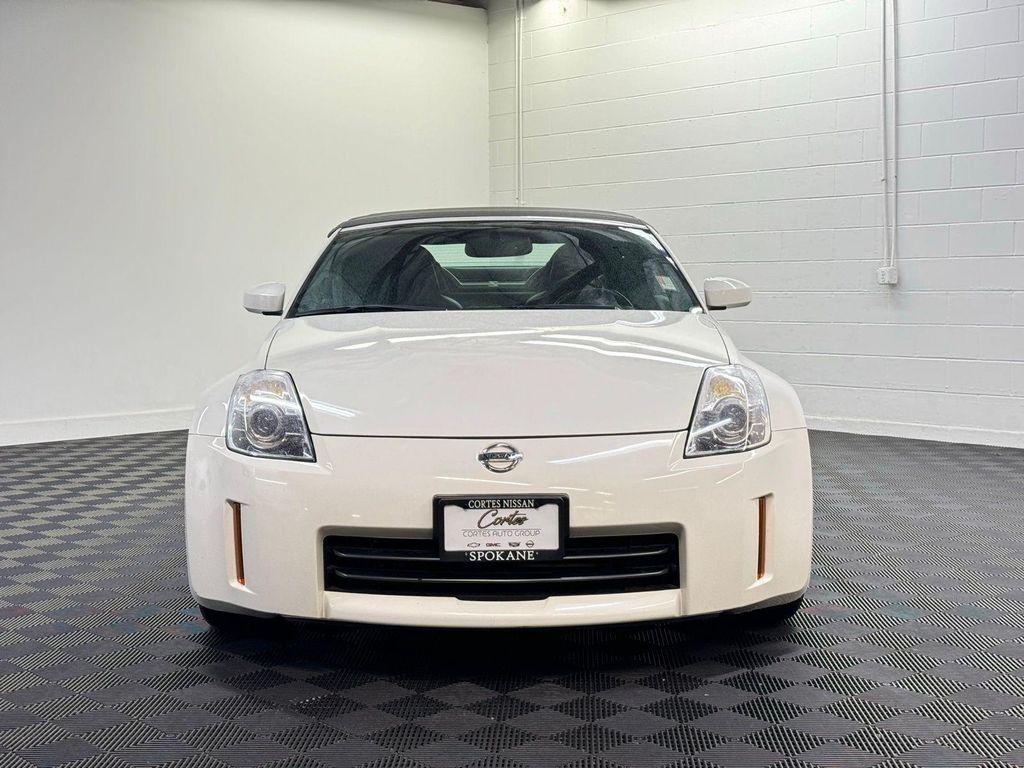 used 2009 Nissan 350Z car, priced at $19,500