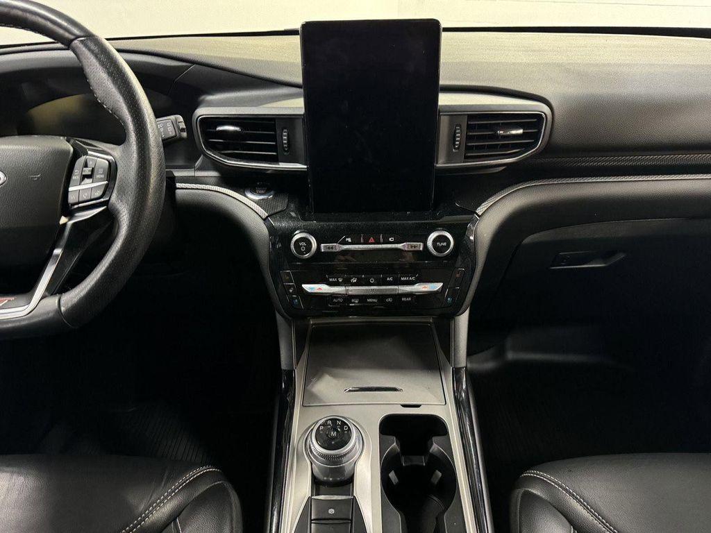 used 2022 Ford Explorer car, priced at $35,000