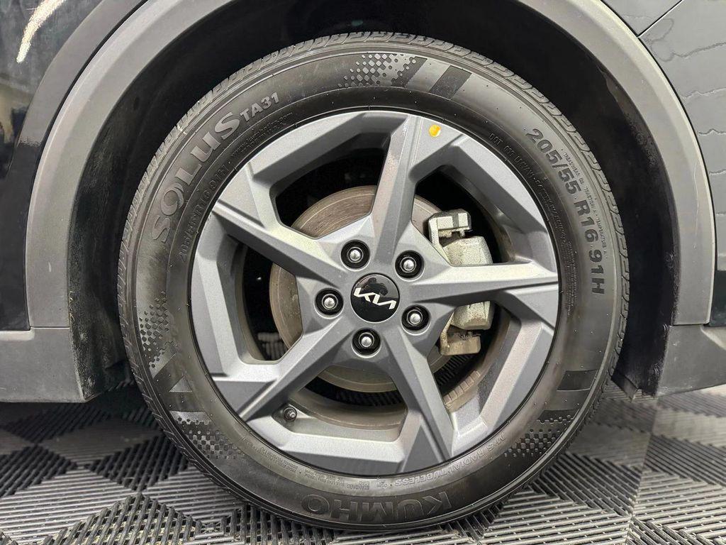 used 2025 Kia K4 car, priced at $19,900