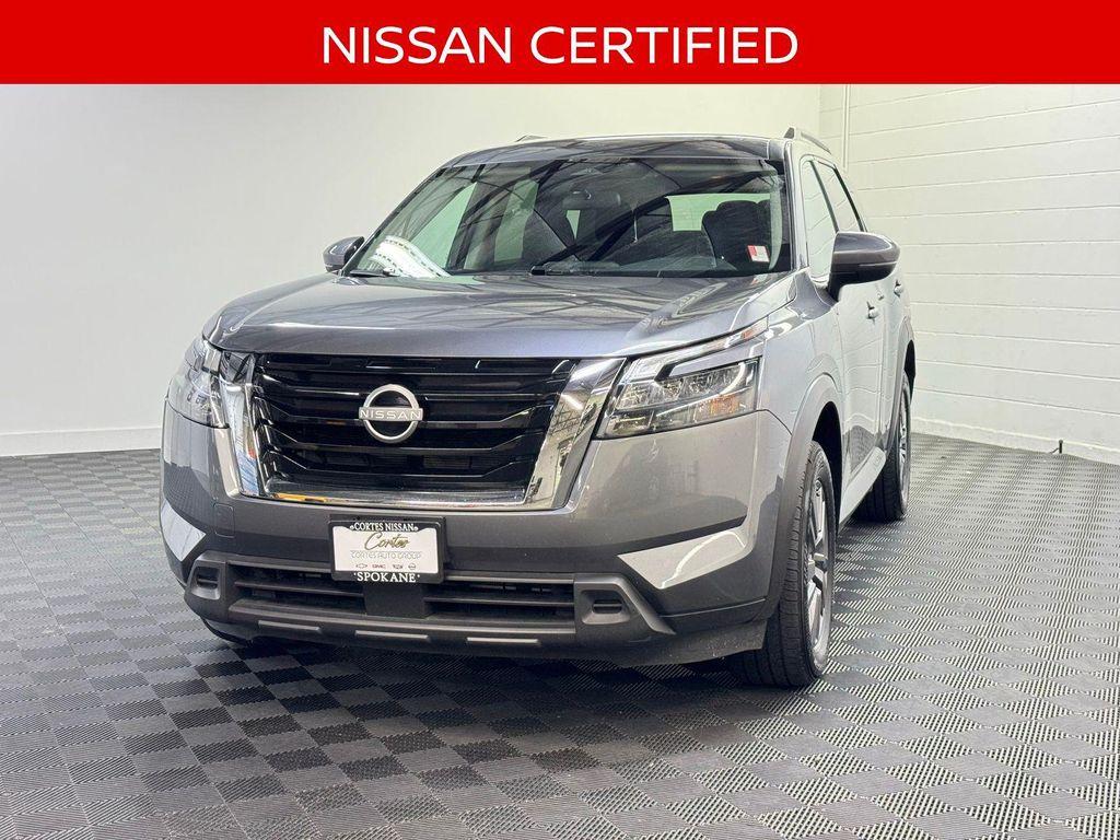 used 2025 Nissan Pathfinder car, priced at $33,400