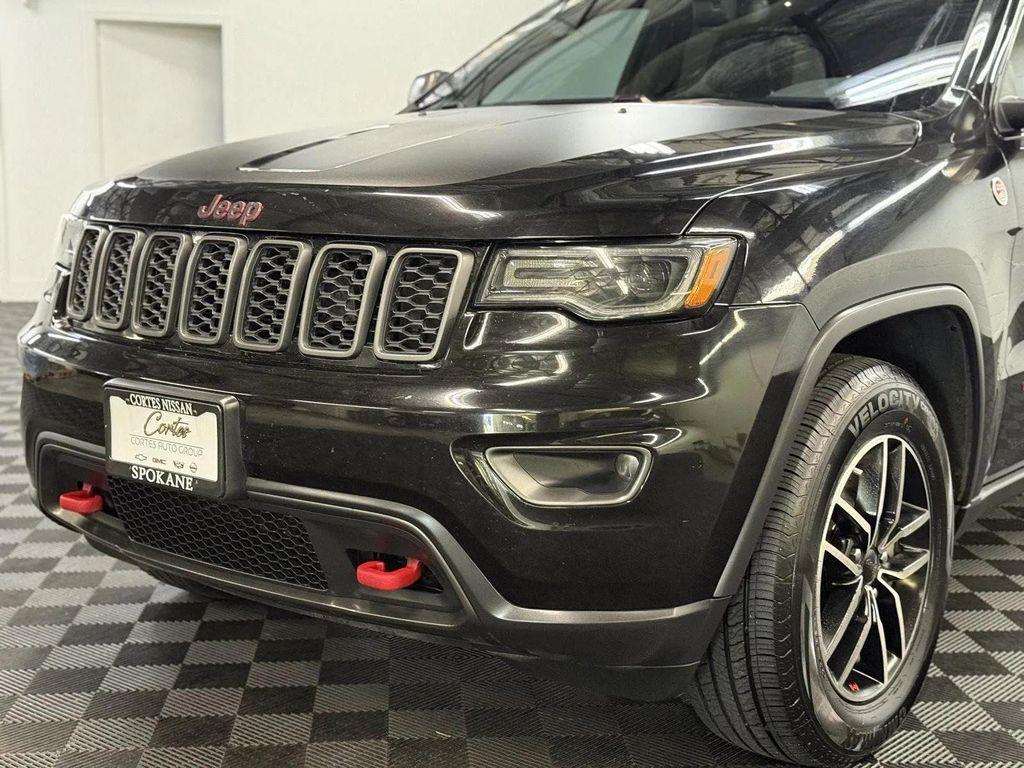 used 2021 Jeep Grand Cherokee car, priced at $23,395