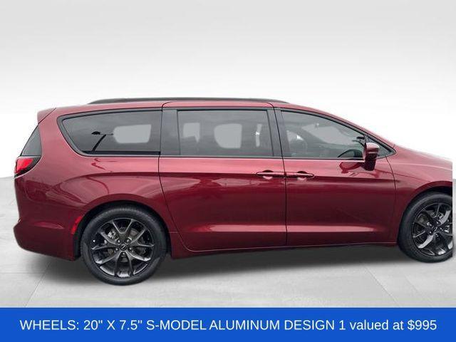 used 2021 Chrysler Pacifica car, priced at $19,500