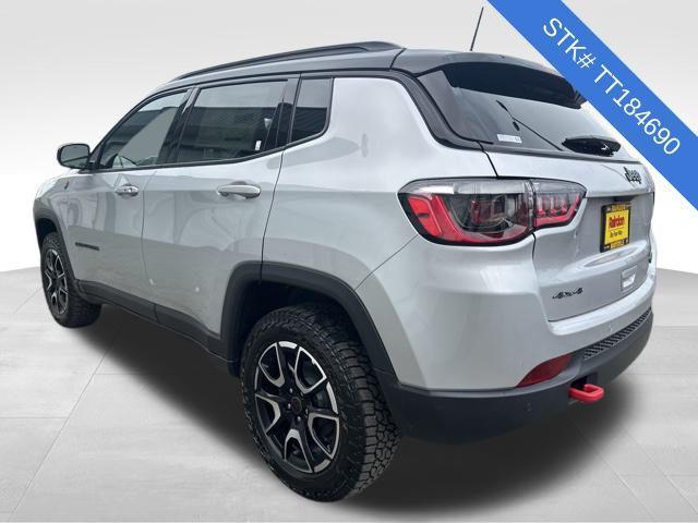 new 2026 Jeep Compass car, priced at $28,980