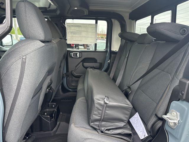 new 2026 Jeep Gladiator car, priced at $45,670