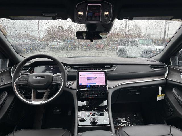 new 2025 Jeep Grand Cherokee L car, priced at $45,500