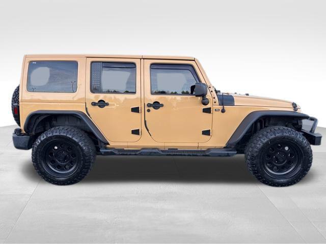 used 2013 Jeep Wrangler Unlimited car, priced at $14,000