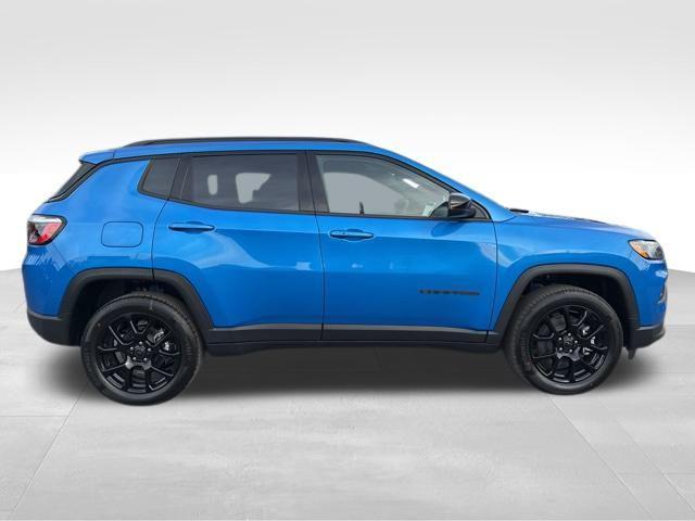 new 2026 Jeep Compass car, priced at $30,985