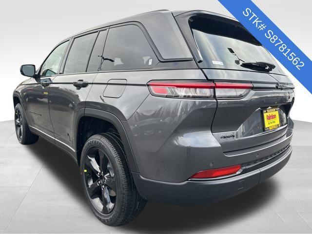 new 2025 Jeep Grand Cherokee car, priced at $35,250