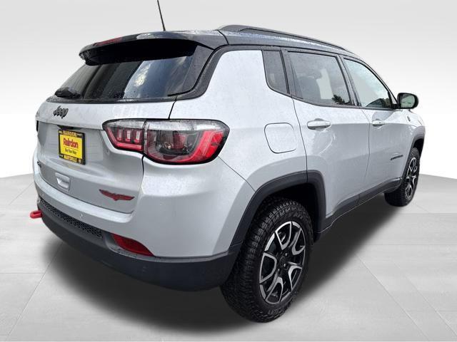 new 2026 Jeep Compass car, priced at $32,985