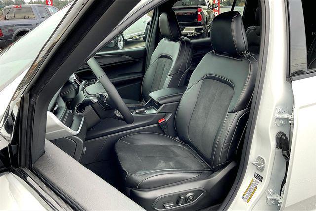 new 2025 Jeep Grand Cherokee L car, priced at $46,080