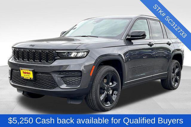 new 2025 Jeep Grand Cherokee car, priced at $34,550