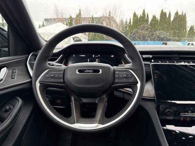 new 2025 Jeep Grand Cherokee car, priced at $41,935