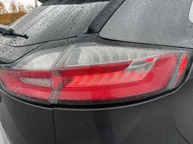 used 2022 Ford Edge car, priced at $18,500