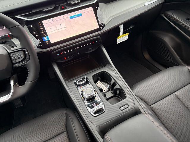 new 2026 Jeep Cherokee car, priced at $42,590