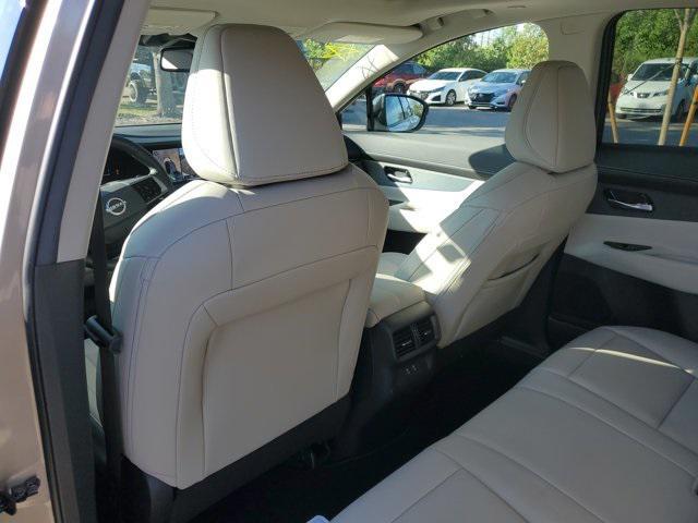 used 2025 Nissan Murano car, priced at $35,999