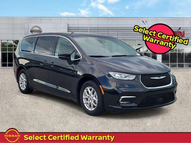 used 2023 Chrysler Pacifica car, priced at $26,297