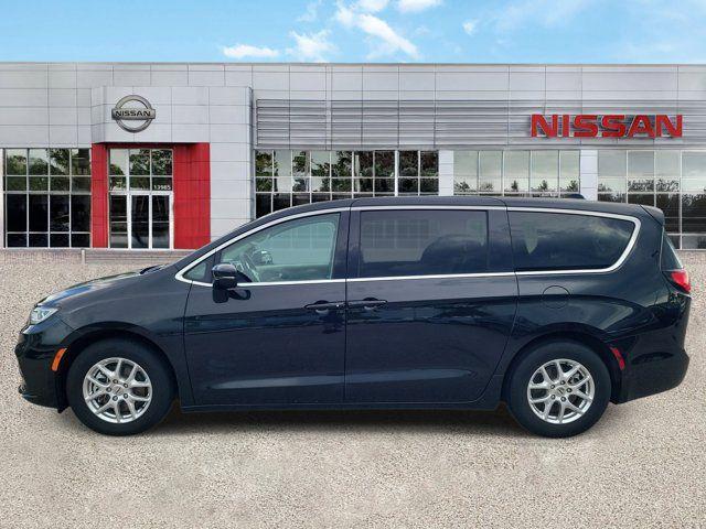 used 2023 Chrysler Pacifica car, priced at $26,297