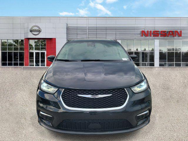 used 2023 Chrysler Pacifica car, priced at $26,297