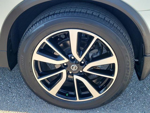 used 2020 Nissan Rogue car, priced at $14,999