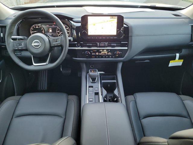 new 2025 Nissan Pathfinder car, priced at $34,669