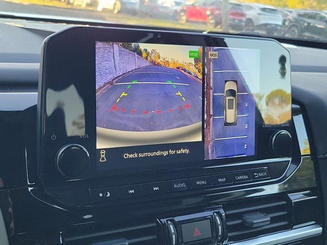 new 2025 Nissan Pathfinder car, priced at $34,669