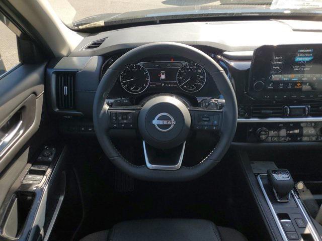 new 2025 Nissan Pathfinder car, priced at $34,669