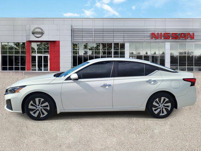 used 2023 Nissan Altima car, priced at $18,888