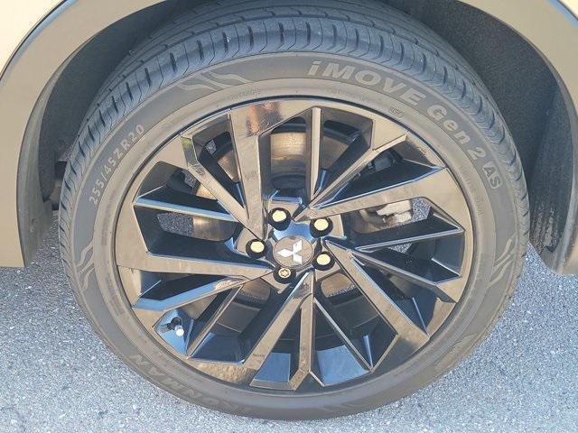 used 2023 Mitsubishi Outlander car, priced at $17,999