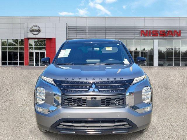used 2023 Mitsubishi Outlander car, priced at $17,999