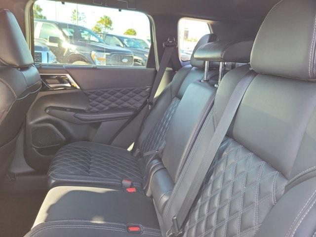used 2023 Mitsubishi Outlander car, priced at $17,999