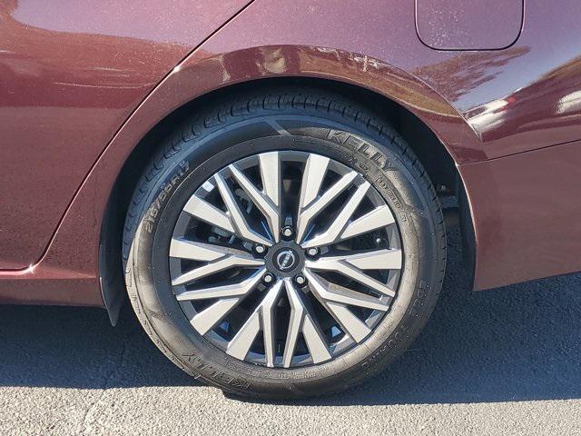 used 2025 Nissan Altima car, priced at $15,999