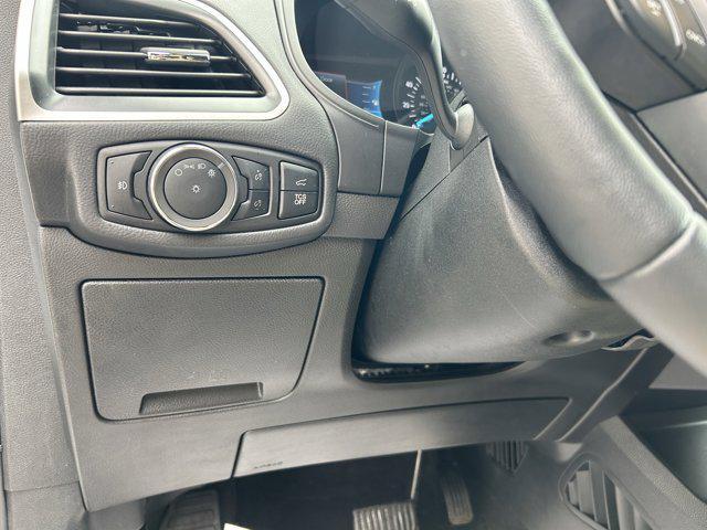 used 2024 Ford Edge car, priced at $27,175