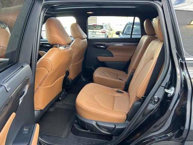 used 2024 Toyota Highlander Hybrid car, priced at $50,251