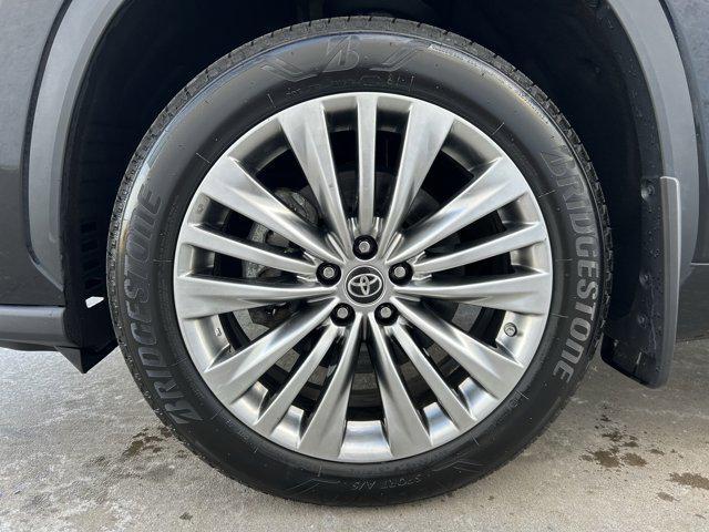 used 2024 Toyota Highlander Hybrid car, priced at $50,251