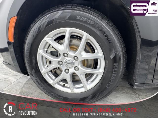 used 2023 Chrysler Pacifica car, priced at $19,500