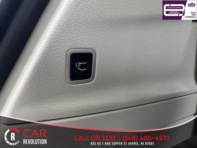 used 2023 Chrysler Pacifica car, priced at $19,500