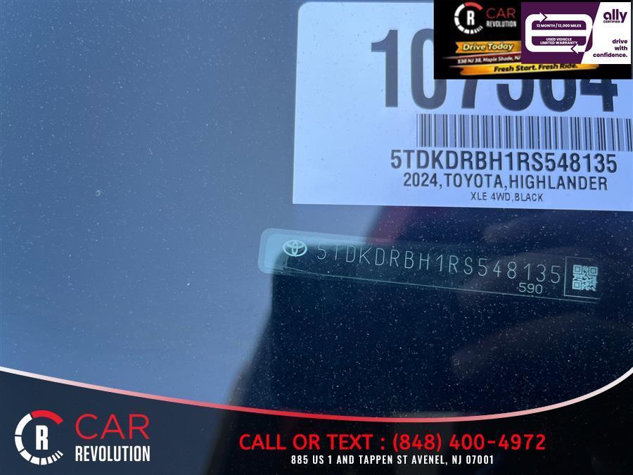used 2024 Toyota Highlander car, priced at $34,394