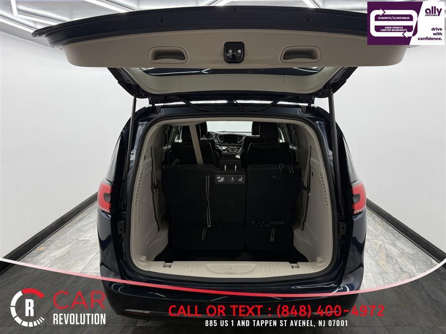 used 2021 Chrysler Pacifica Hybrid car, priced at $19,599