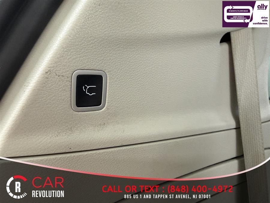 used 2021 Chrysler Pacifica Hybrid car, priced at $19,599