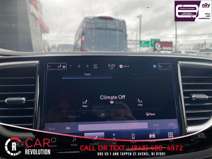 used 2024 Chrysler Pacifica Hybrid car, priced at $25,794