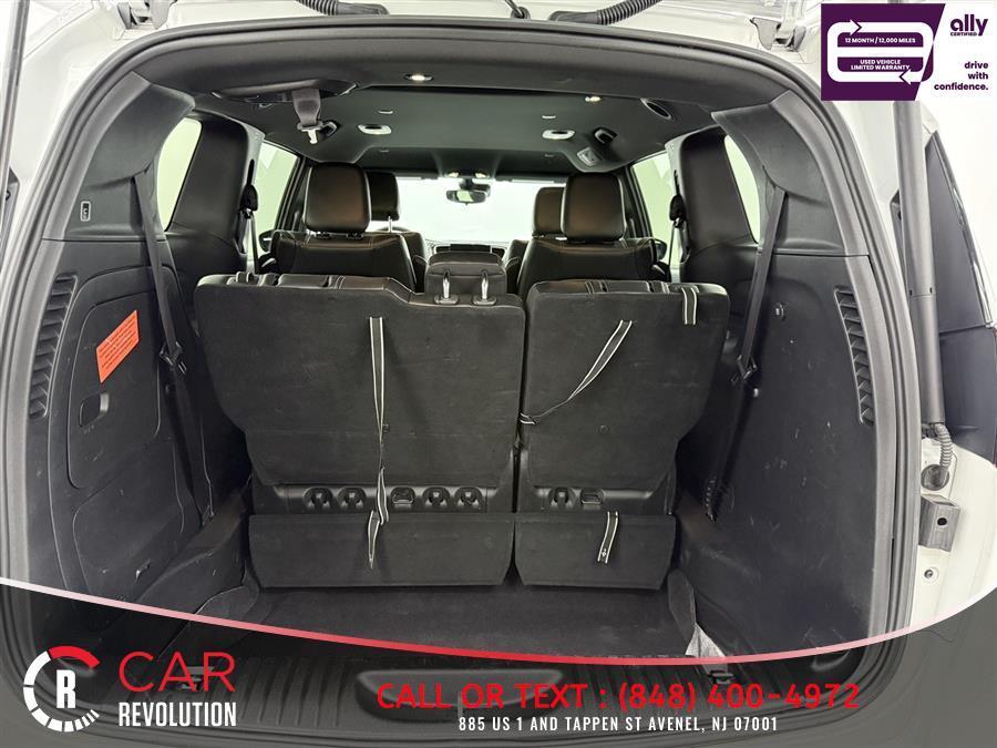 used 2024 Chrysler Pacifica Hybrid car, priced at $28,999