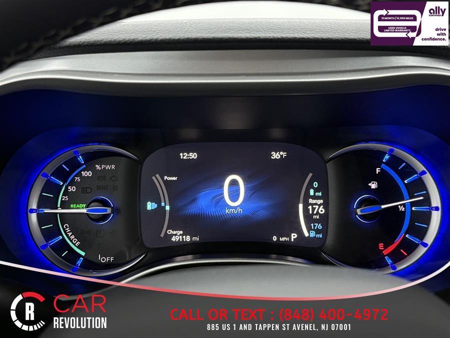 used 2024 Chrysler Pacifica Hybrid car, priced at $28,999