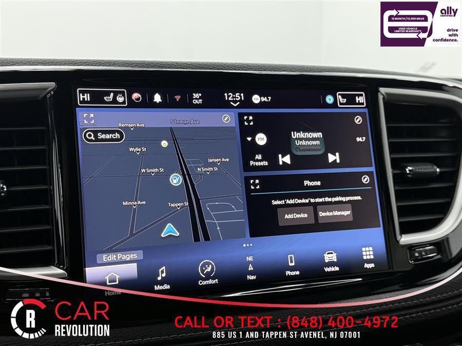 used 2024 Chrysler Pacifica Hybrid car, priced at $28,999