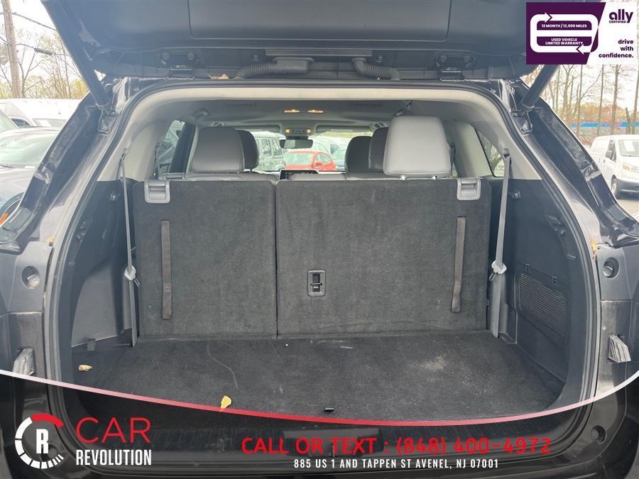 used 2021 Toyota Highlander car, priced at $26,745