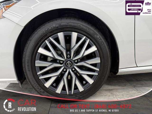 used 2024 Nissan Altima car, priced at $15,199
