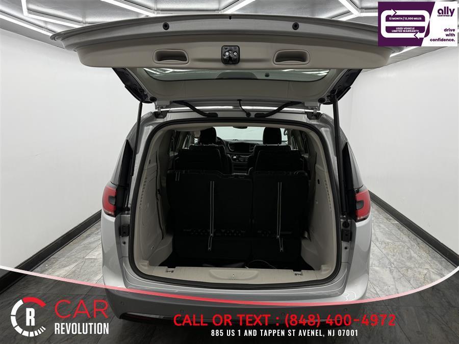 used 2023 Chrysler Pacifica Hybrid car, priced at $21,999