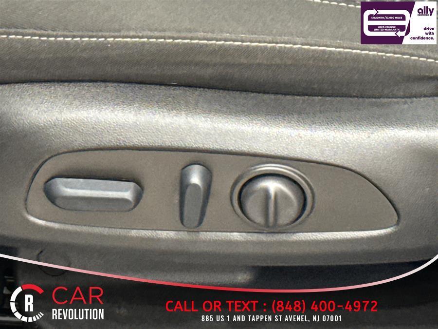 used 2023 GMC Acadia car, priced at $17,794