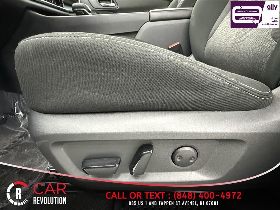 used 2024 Nissan Rogue car, priced at $18,599